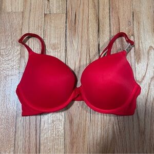 PINK Victoria's Secret Everywhere Push Up Bra Size 32C